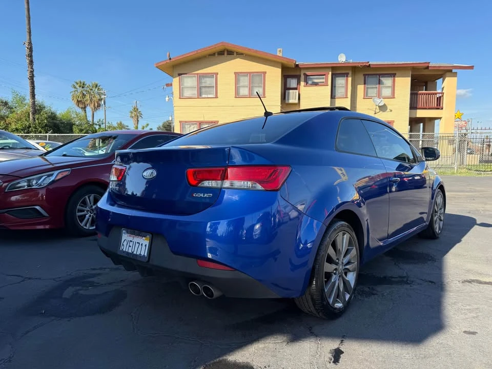 2013 Kia Forte - Image 4 of 11