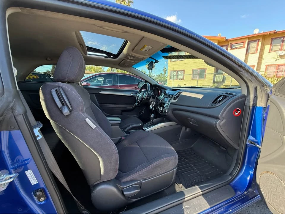 2013 Kia Forte - Image 9 of 11