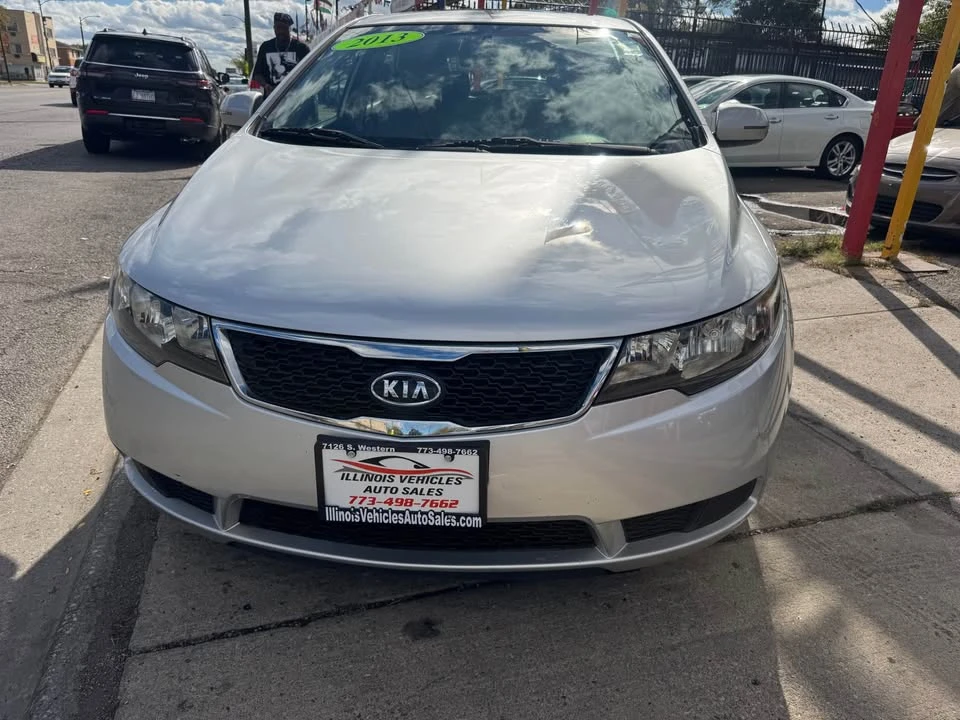 2013 Kia Forte - Image 2 of 19