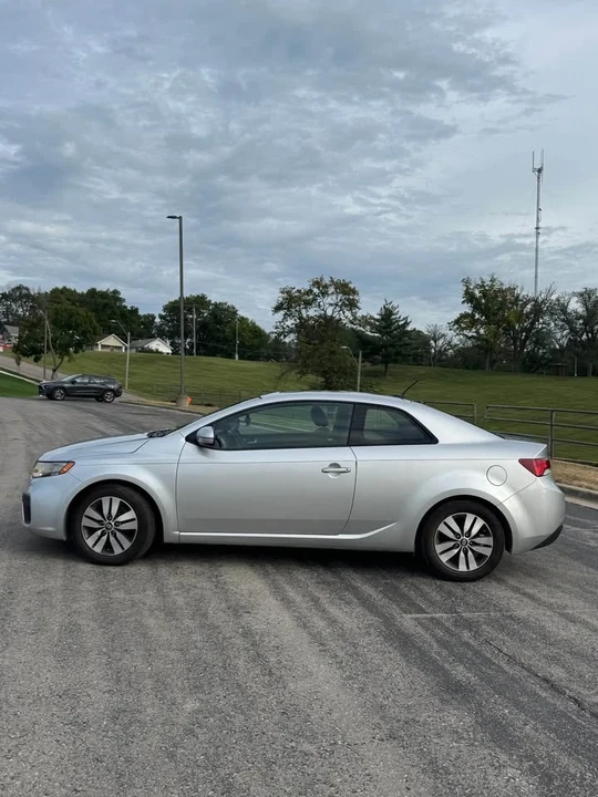 2013 Kia Forte - Image 6 of 9