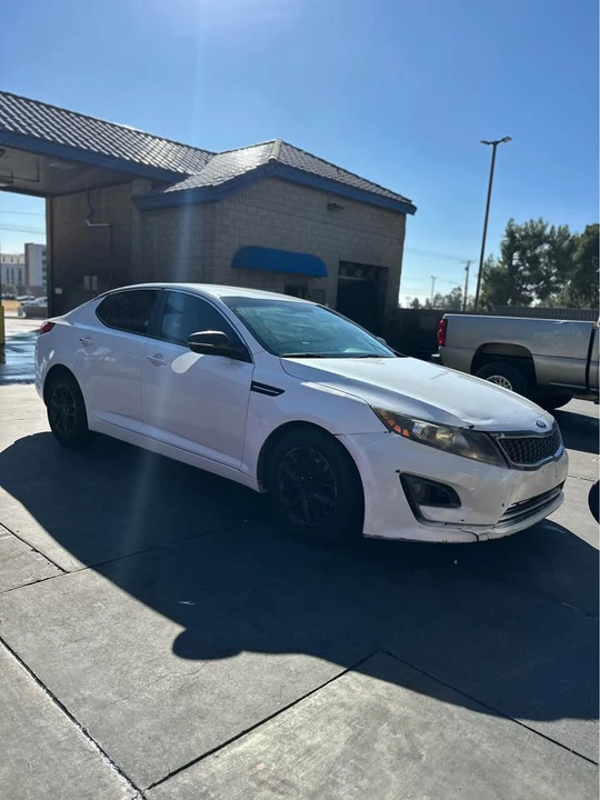 2013 Kia Optima/K5 - Image 2 of 5