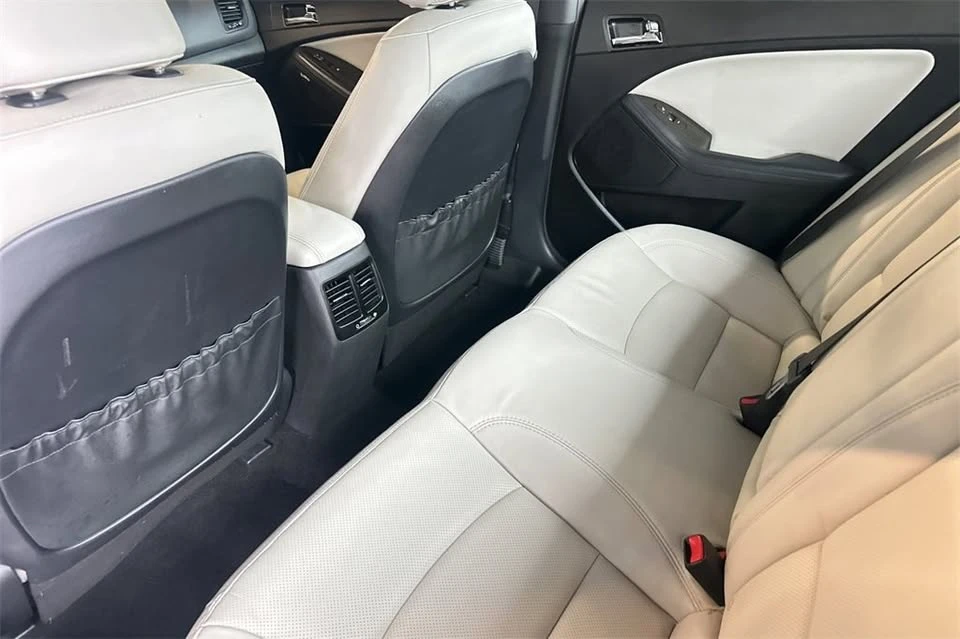 2013 Kia Optima/K5 - Image 8 of 8