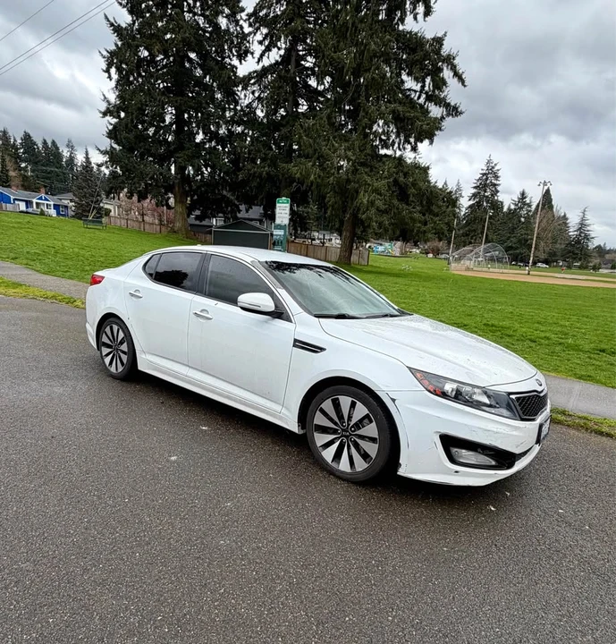 2013 Kia Optima/K5 - Image 2 of 10