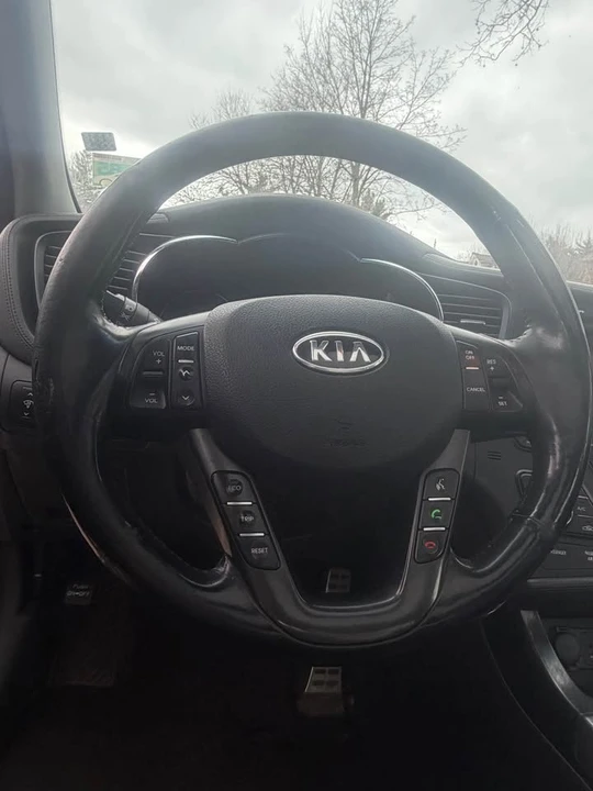 2013 Kia Optima/K5 - Image 12 of 13