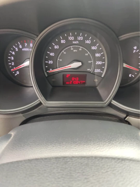 2013 Kia Rio - Image 10 of 15