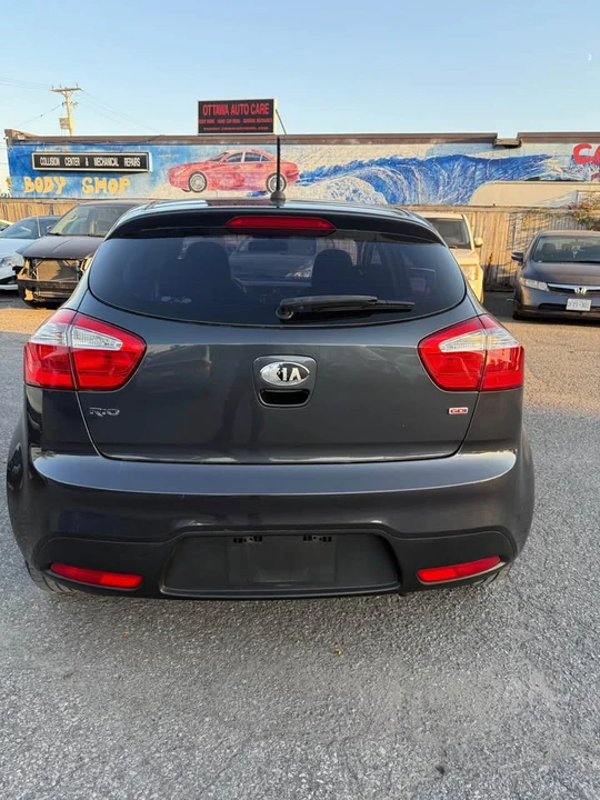 2013 Kia Rio - Image 5 of 5