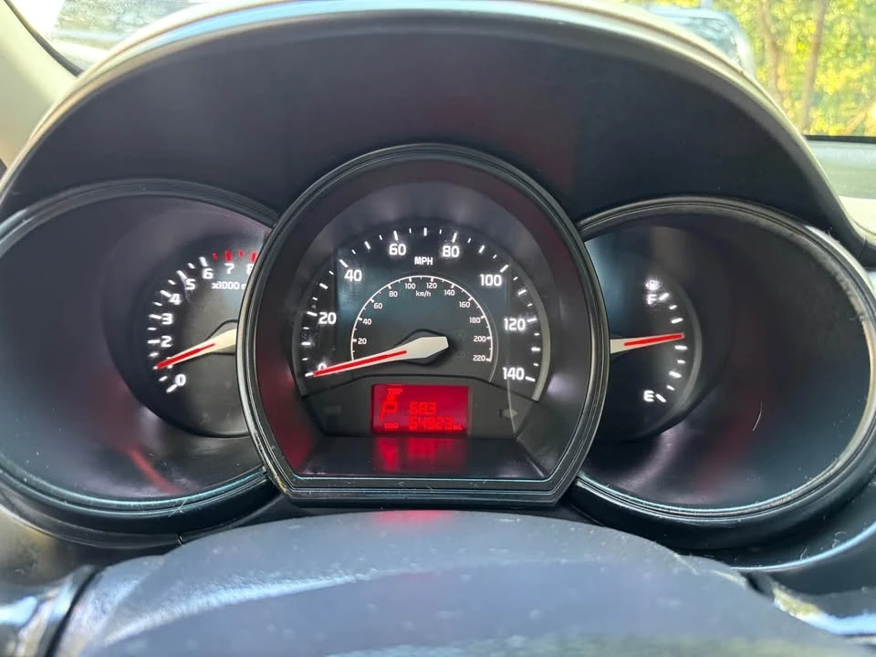 2013 Kia Rio - Image 12 of 13