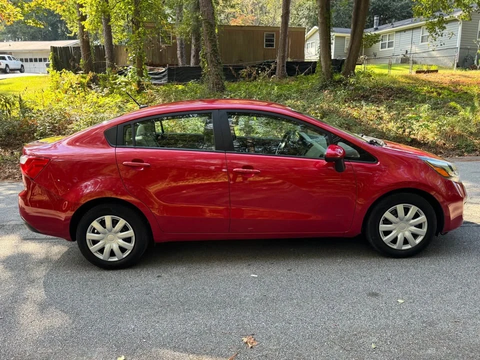 2013 Kia Rio - Image 3 of 13