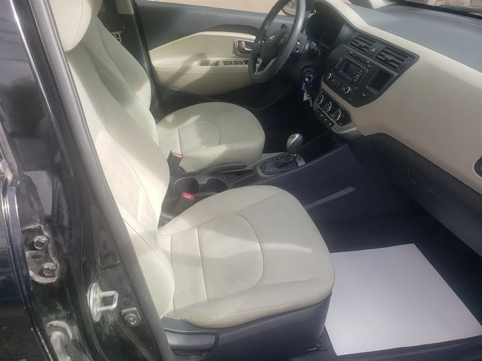 2013 Kia Rio - Image 2 of 8