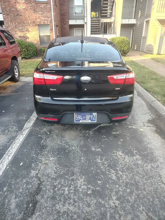 2013 Kia Rio - Image 2 of 8