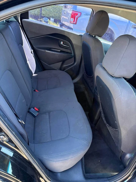 2013 Kia Rio - Image 6 of 9