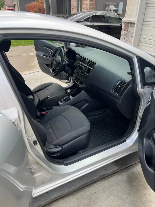 2013 Kia Rio - Image 18 of 18
