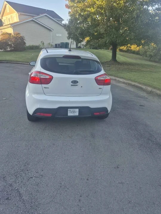 2013 Kia Rio - Image 4 of 9