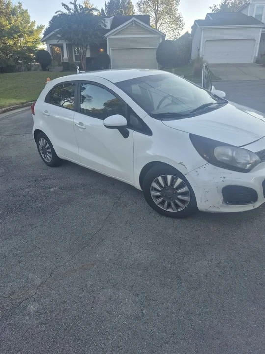 2013 Kia Rio - Image 8 of 9