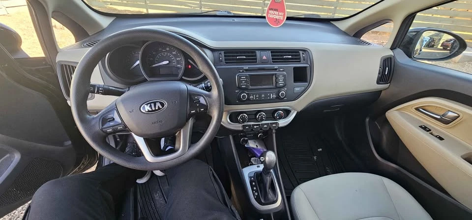 2013 Kia Rio - Image 8 of 10