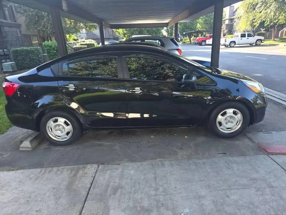 2013 Kia Rio - Image 3 of 6