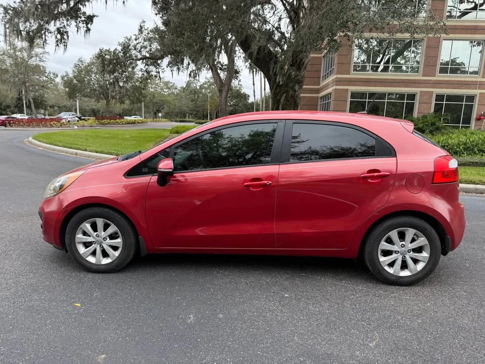 2013 Kia Rio - Image 7 of 10