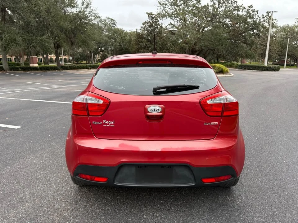 2013 Kia Rio - Image 5 of 10