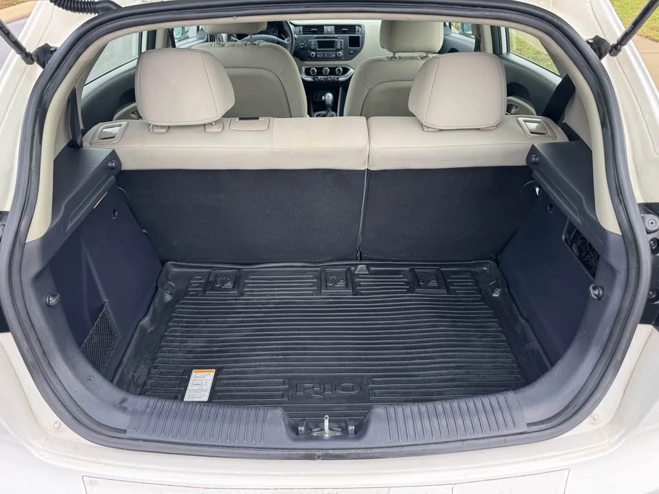 2013 Kia Rio - Image 13 of 16
