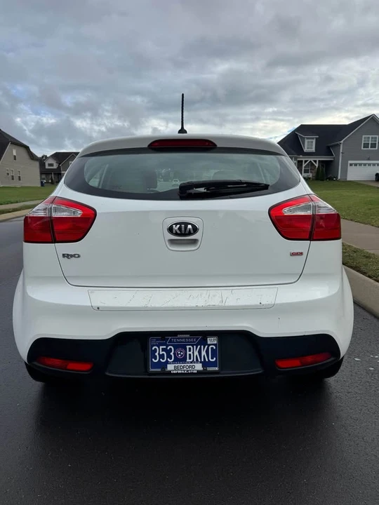 2013 Kia Rio - Image 5 of 16