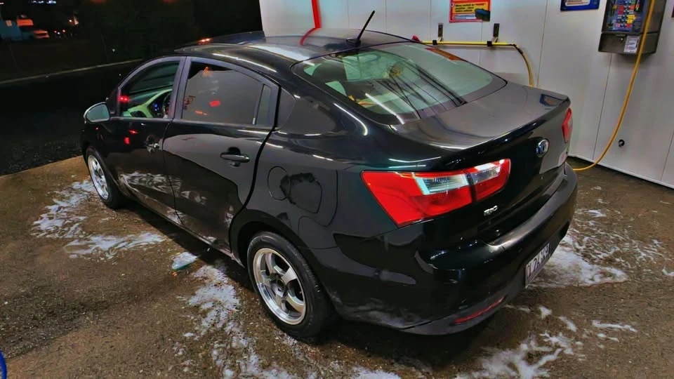2013 Kia Rio - Image 4 of 4