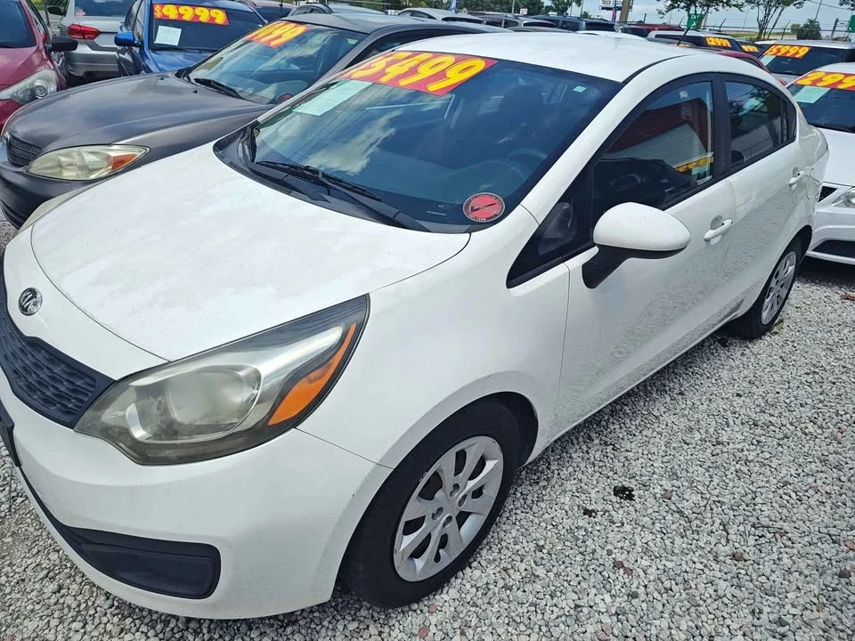 2013 Kia Rio - Image 4 of 5