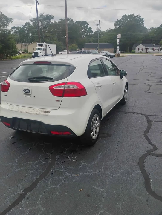 2013 Kia Rio - Image 9 of 9