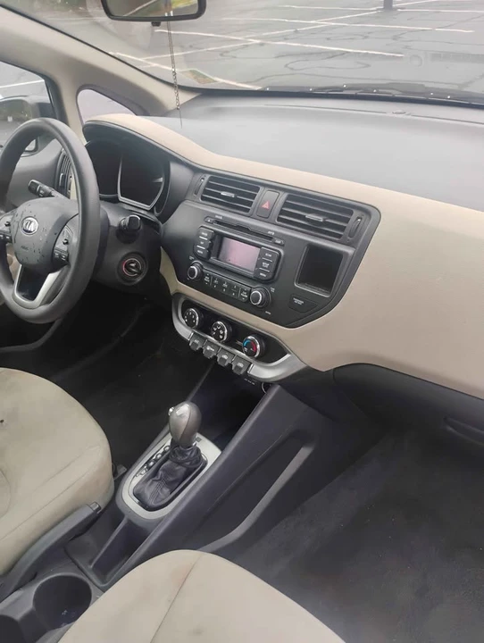 2013 Kia Rio - Image 3 of 9
