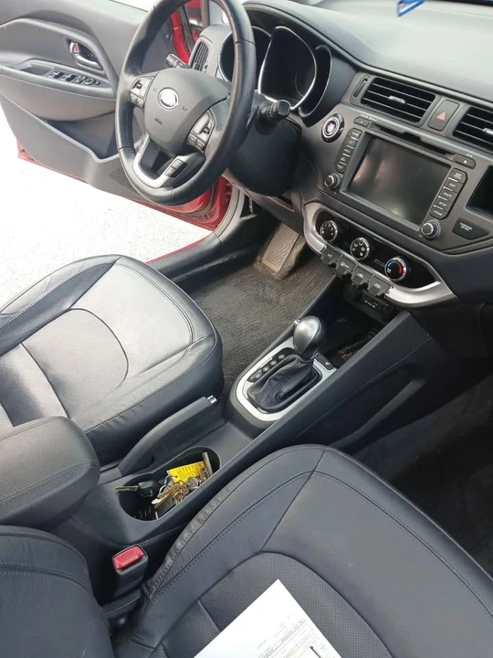 2013 Kia Rio - Image 4 of 7