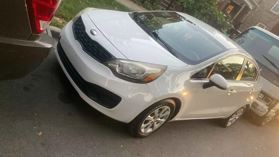 2013 Kia Rio - Image 3 of 6