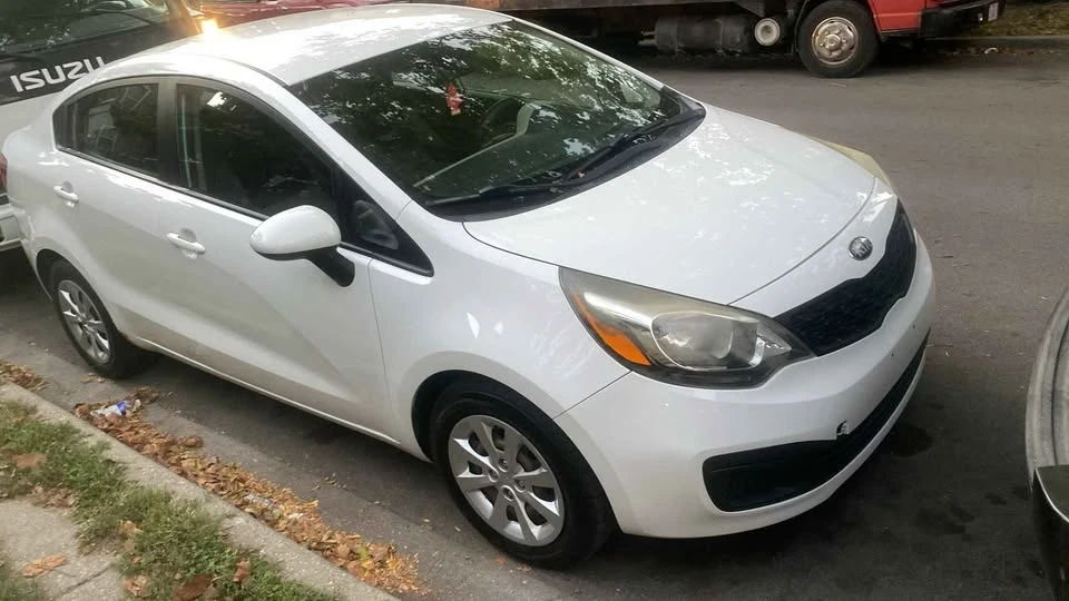 2013 Kia Rio - Image 5 of 6