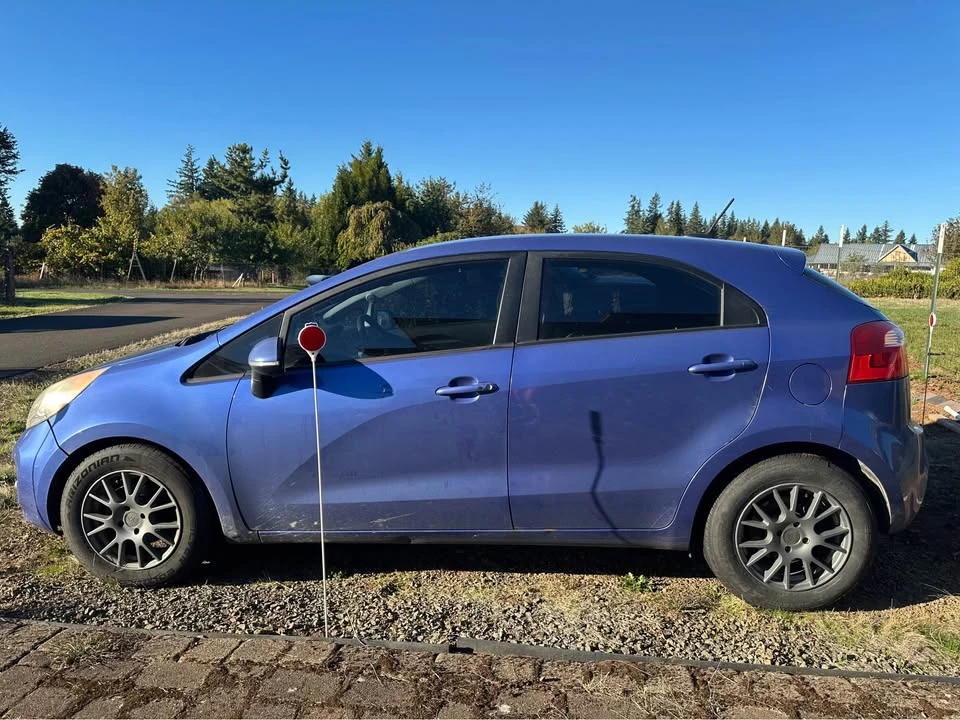 2013 Kia Rio - Image 2 of 9