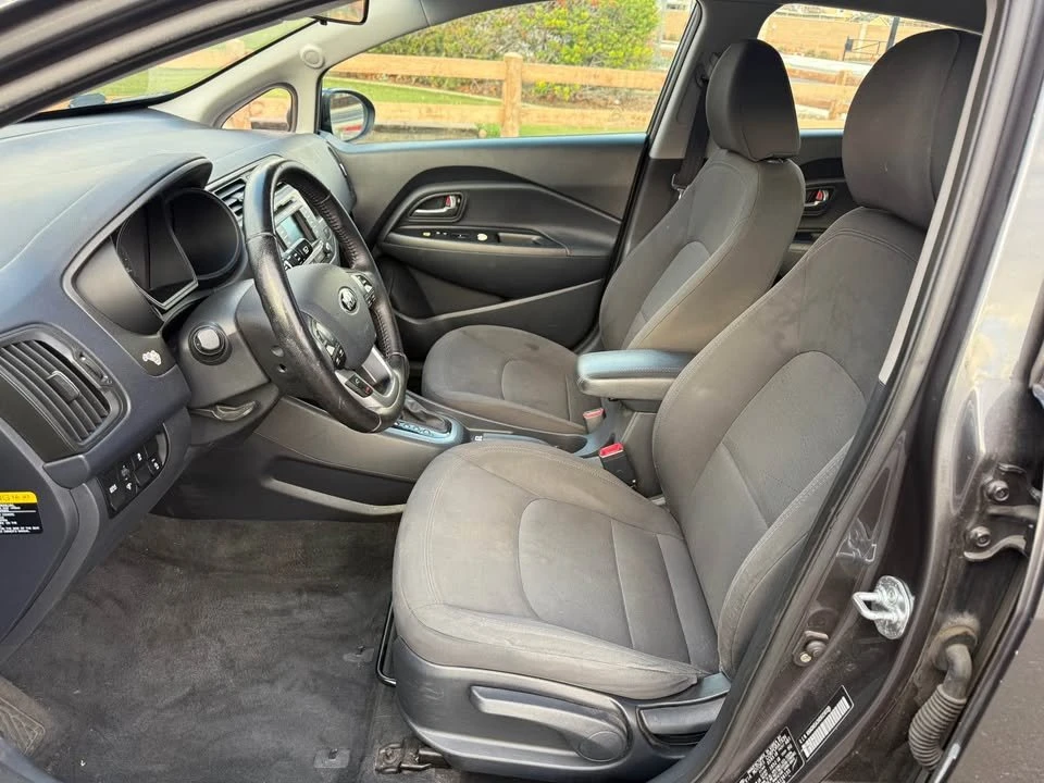2013 Kia Rio - Image 6 of 9