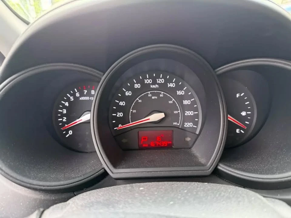 2013 Kia Rio - Image 8 of 14