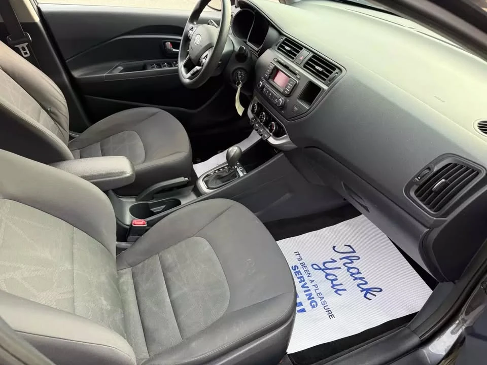 2013 Kia Rio - Image 10 of 14