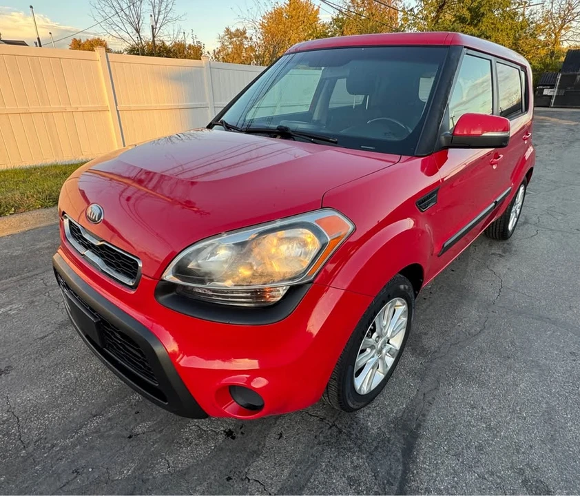 2013 Kia Soul - Image 8 of 12