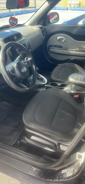 2013 Kia Soul - Image 6 of 7