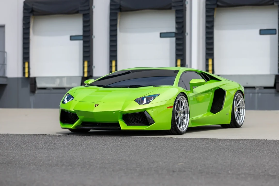 2013 Lamborghini Aventador LP700-4 - Image 16 of 31