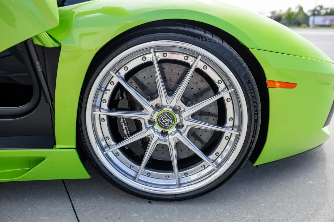 2013 Lamborghini Aventador LP700-4 - Image 29 of 31