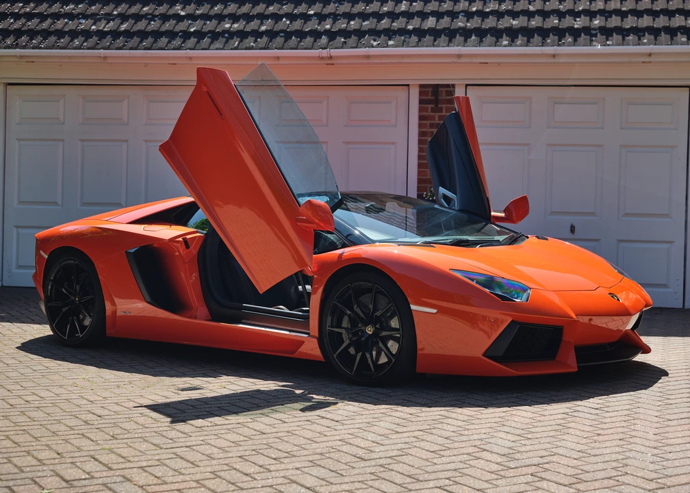 2013 Lamborghini Aventador LP700-4 - Image 11 of 31