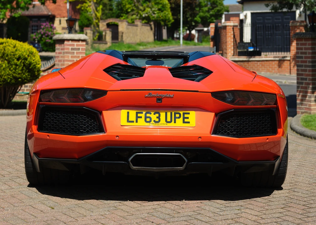 2013 Lamborghini Aventador LP700-4 - Image 7 of 31