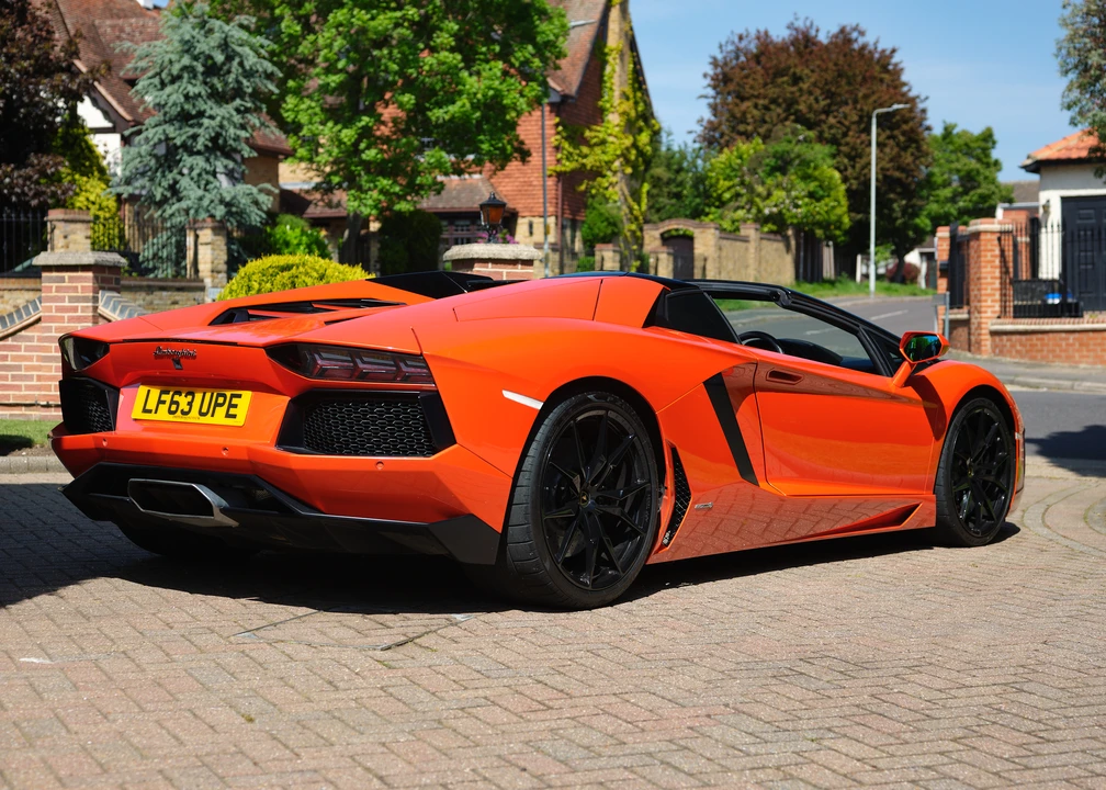 2013 Lamborghini Aventador LP700-4 - Image 15 of 31