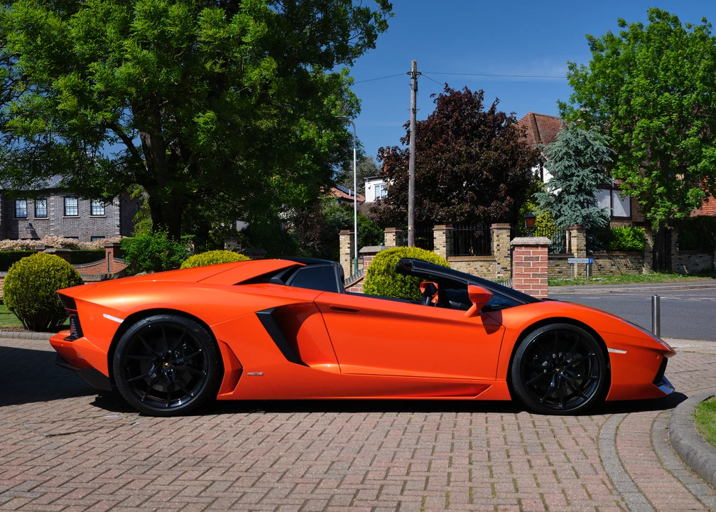 2013 Lamborghini Aventador LP700-4 - Image 5 of 31