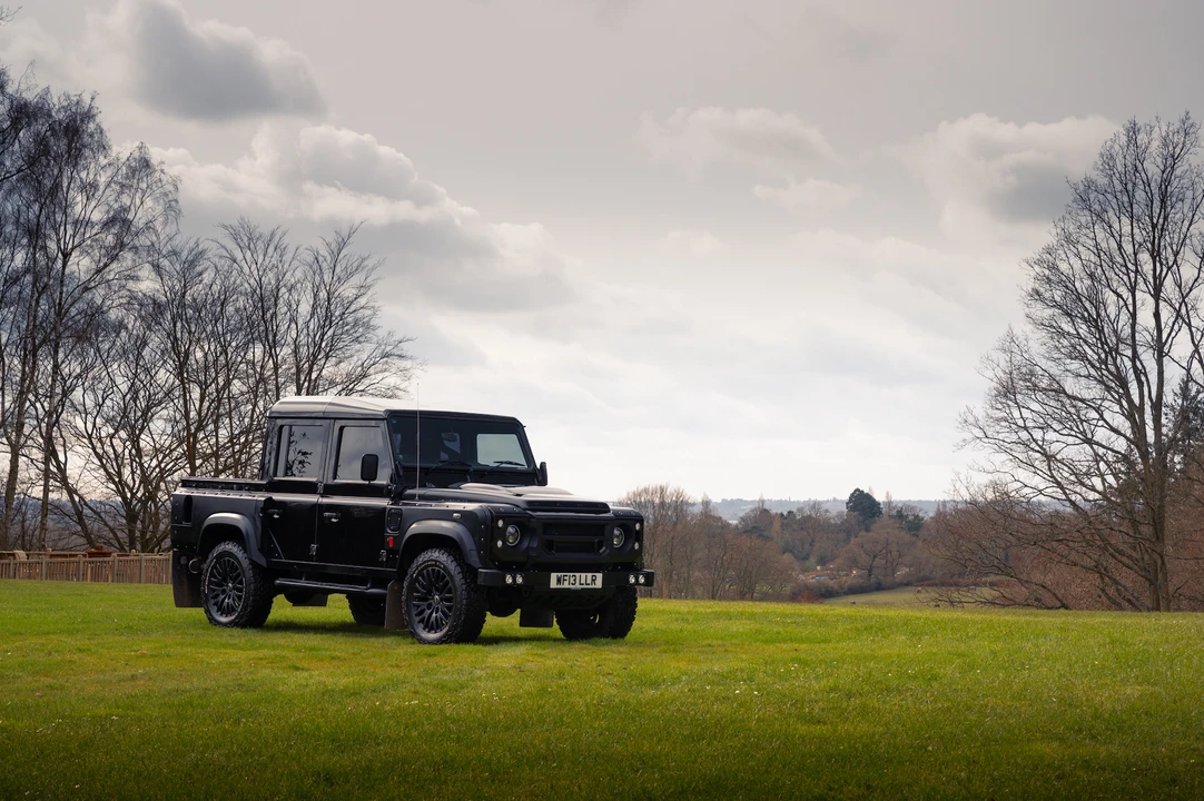 2013 Land Rover Defender 110 - Image 4 of 31