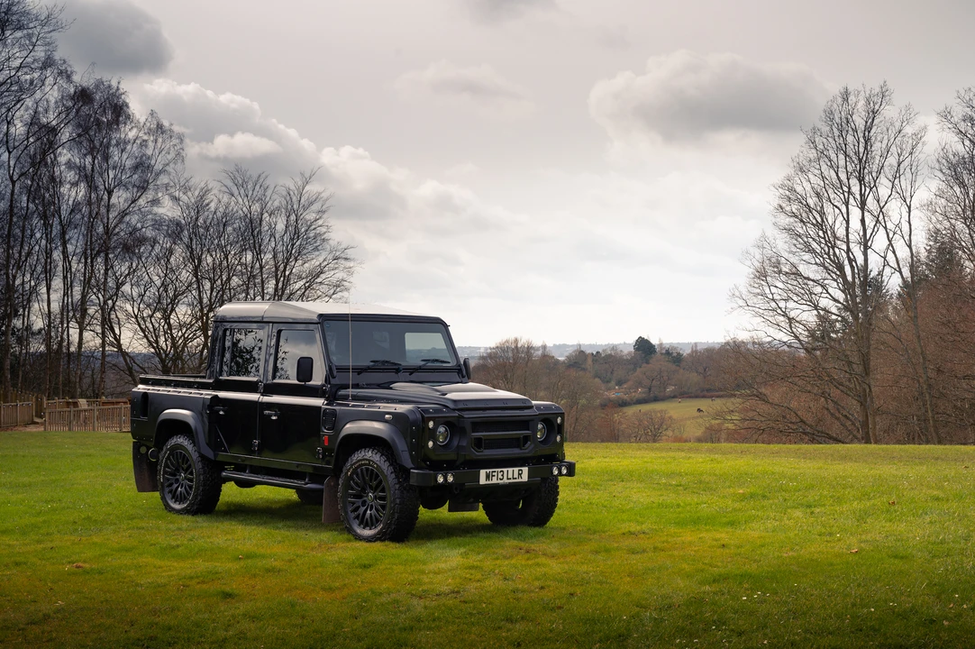 2013 Land Rover Defender 110 - Image 3 of 31