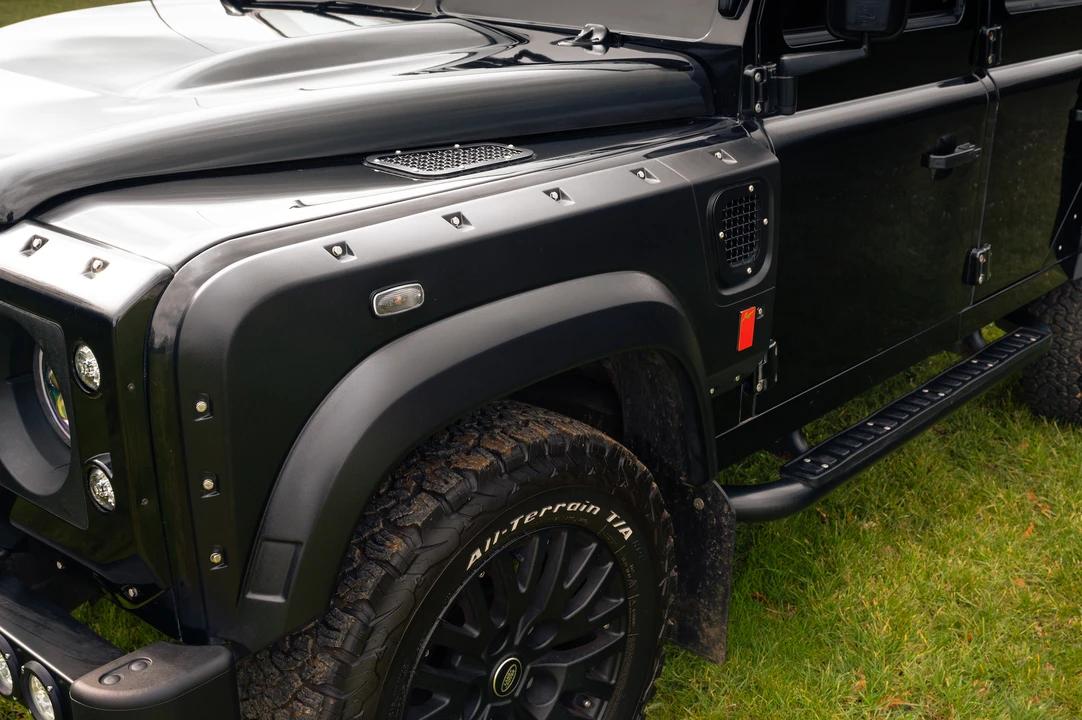 2013 Land Rover Defender 110 - Image 22 of 31