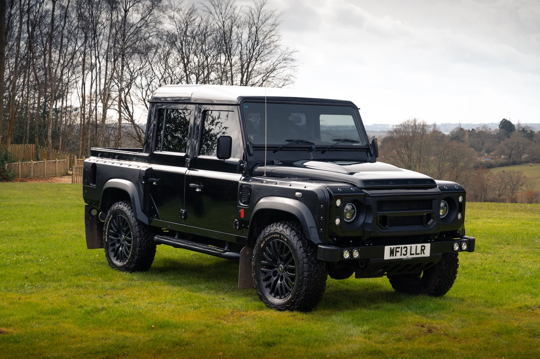 2013 Land Rover Defender 110 - Image 15 of 31