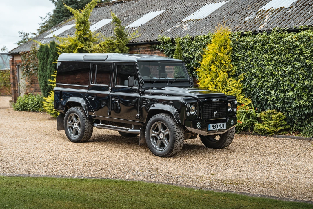 2013 Land Rover Defender 110 - Image 10 of 31