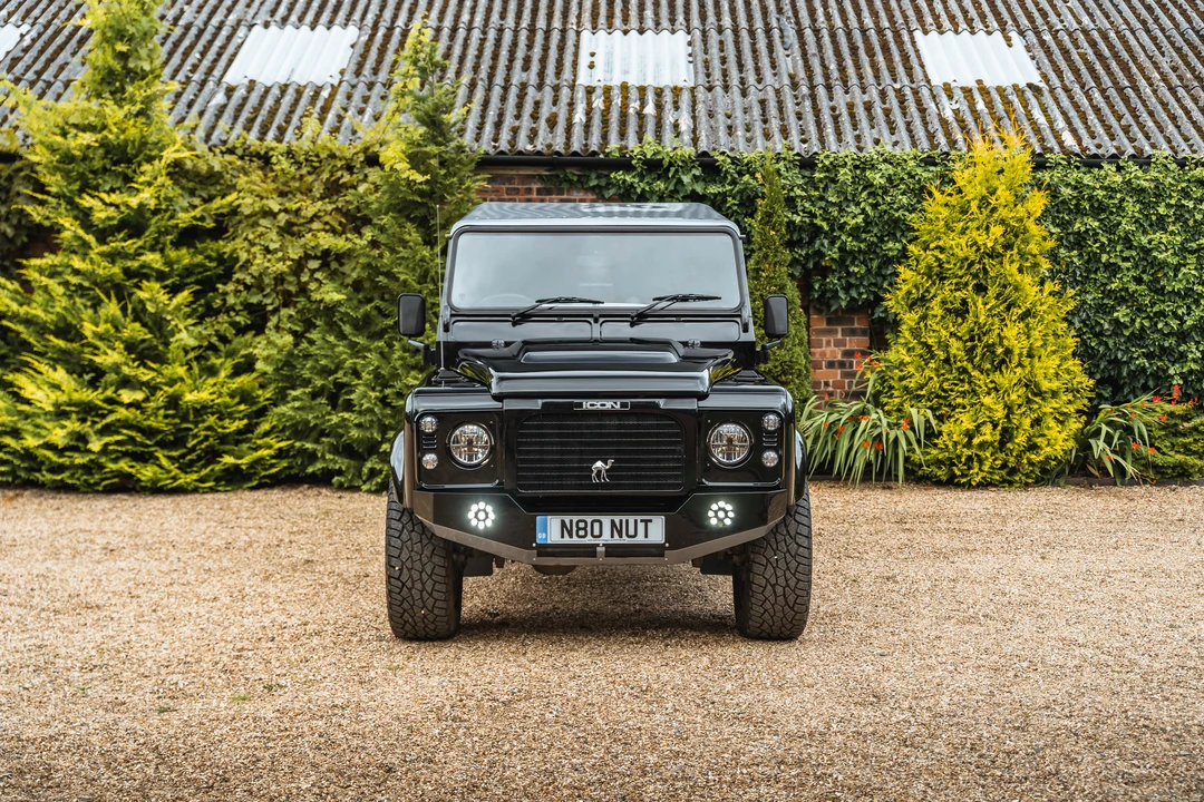 2013 Land Rover Defender 110 - Image 3 of 31
