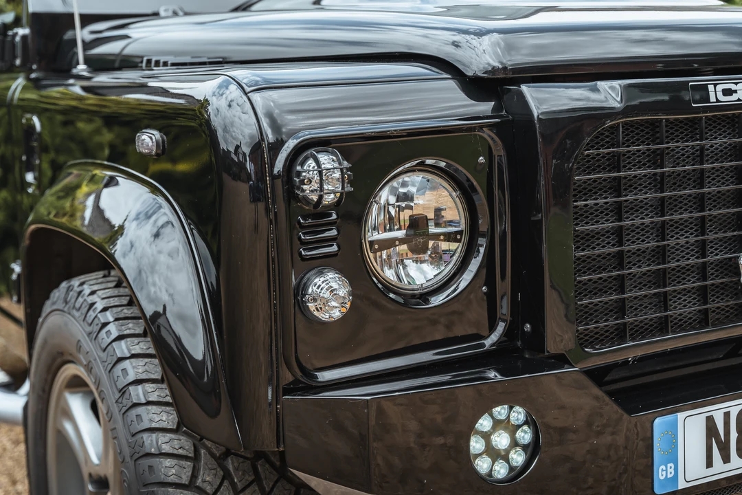 2013 Land Rover Defender 110 - Image 25 of 31